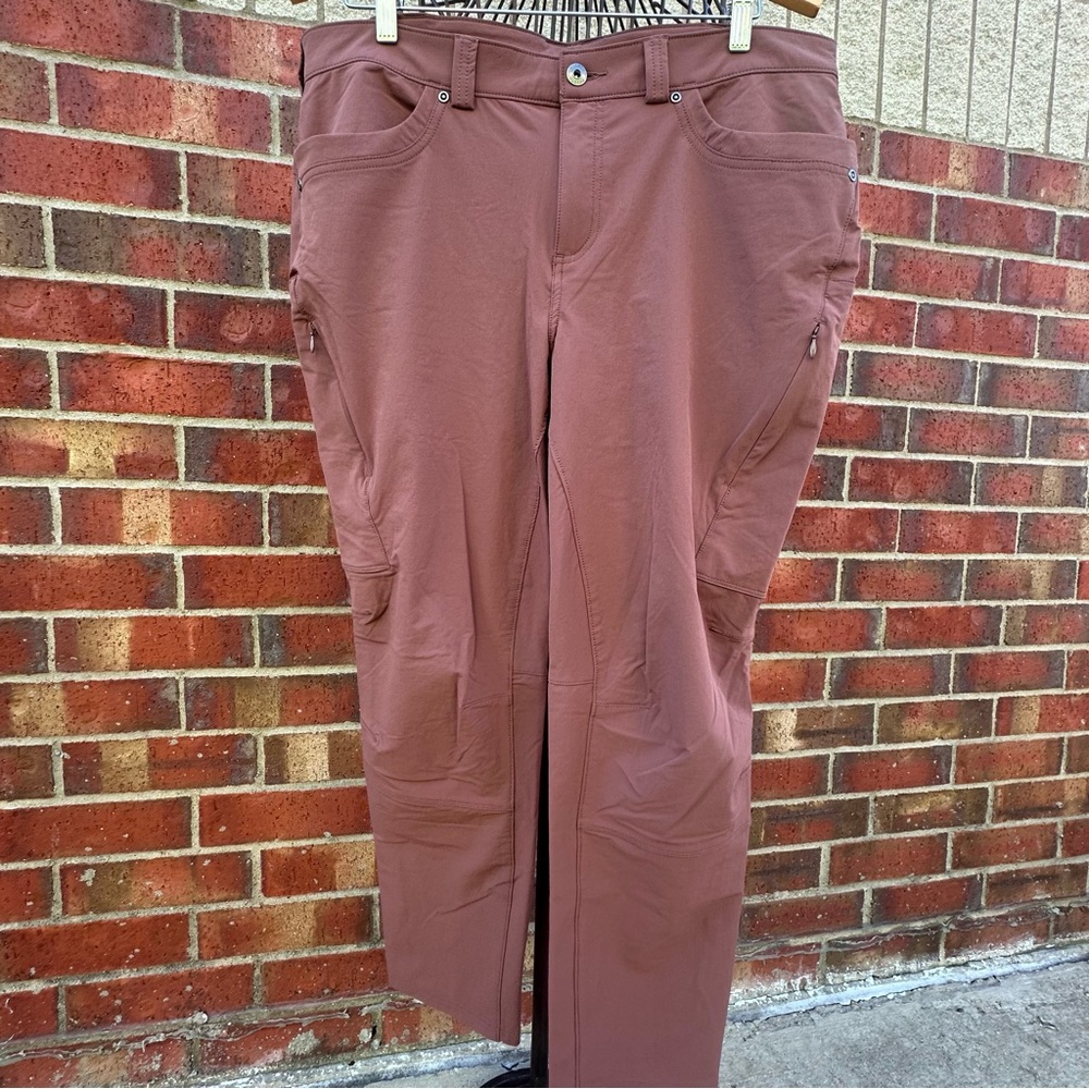 Duluth Trading Co Zip Cargo Pant Windbreaker Outdoor Gorpcore Hike DuluthFlex 16